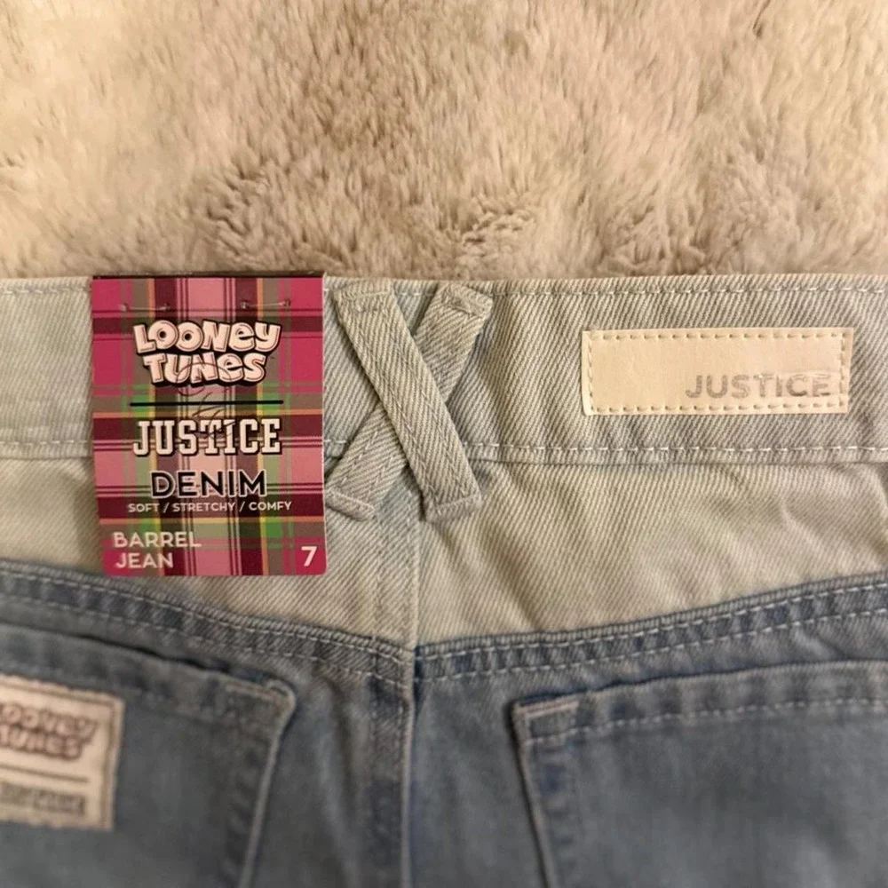 NWT Justice youth girls, Looney Tunes barrel jeans, size 7